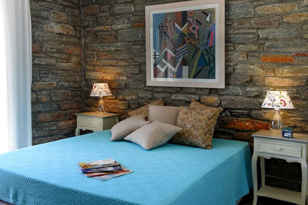 Photo of Bedroom in Koundouros
