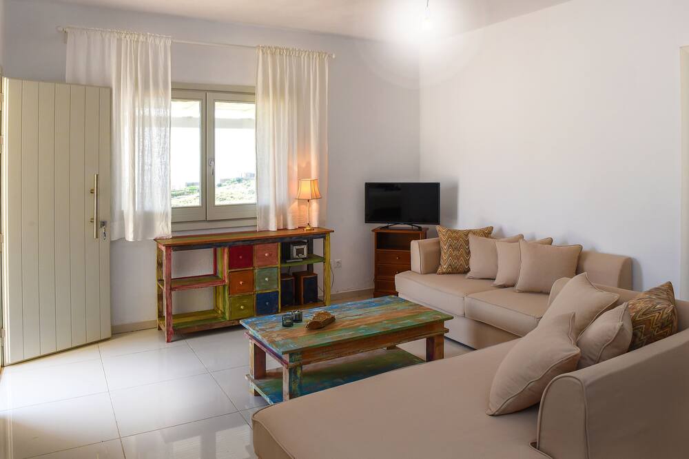 Photo of Livingroom in Koundouros