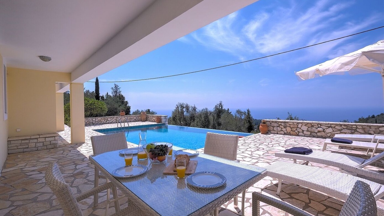 Photo of Patio Balcony in Ieromonachos