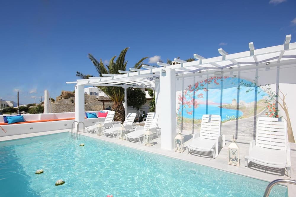 Photo of Outdoor in Glastros