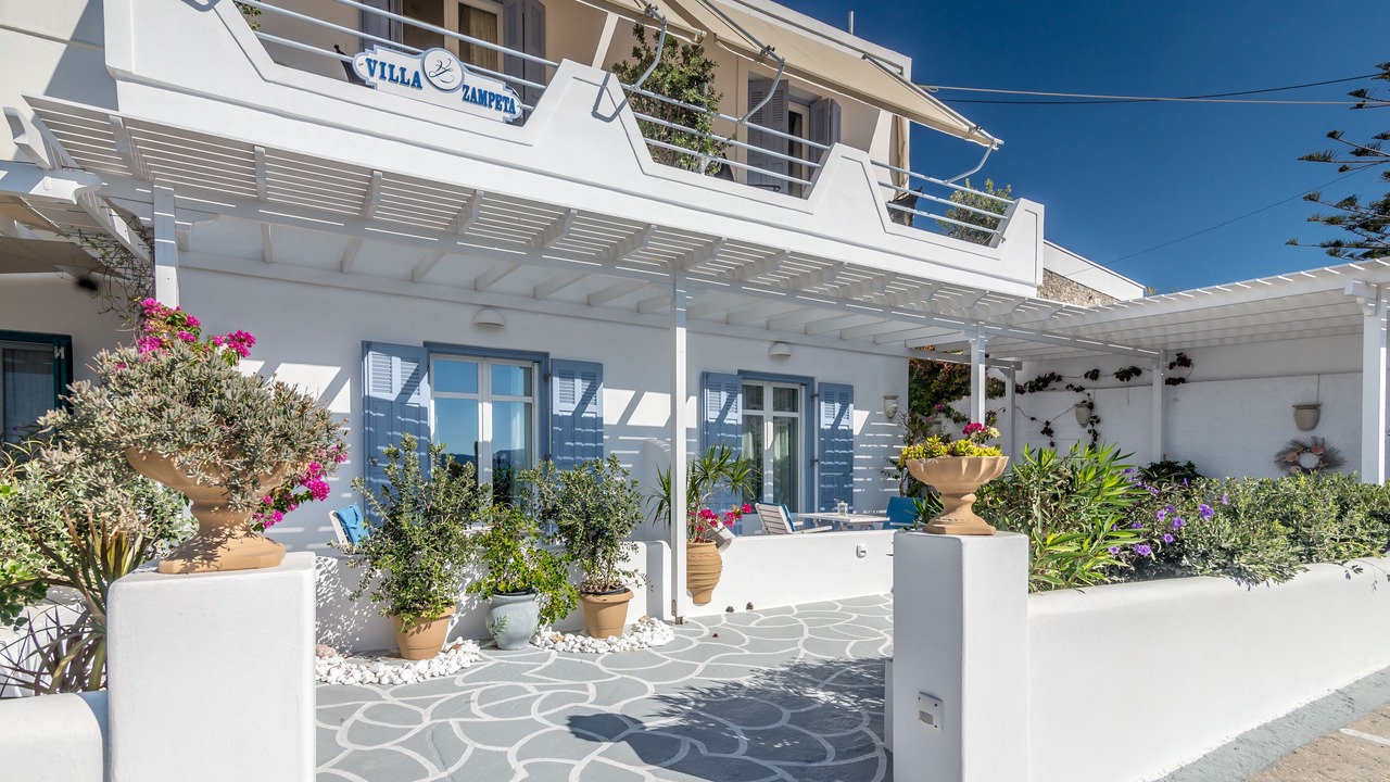 Photo of Outdoor in Adamas