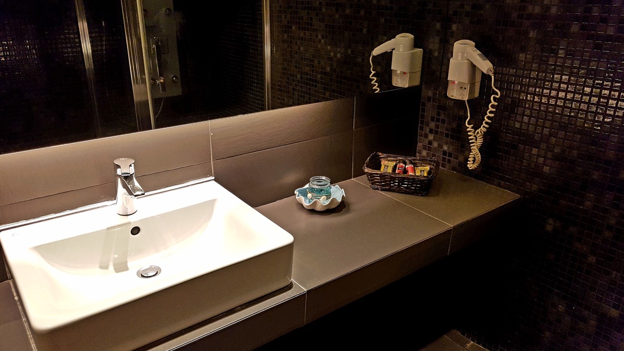 Photo of Bathroom in Neapoli