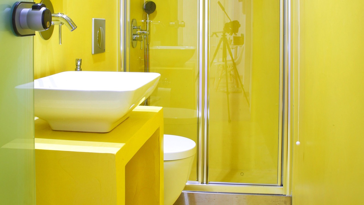 Photo of Bathroom in Paleopolis