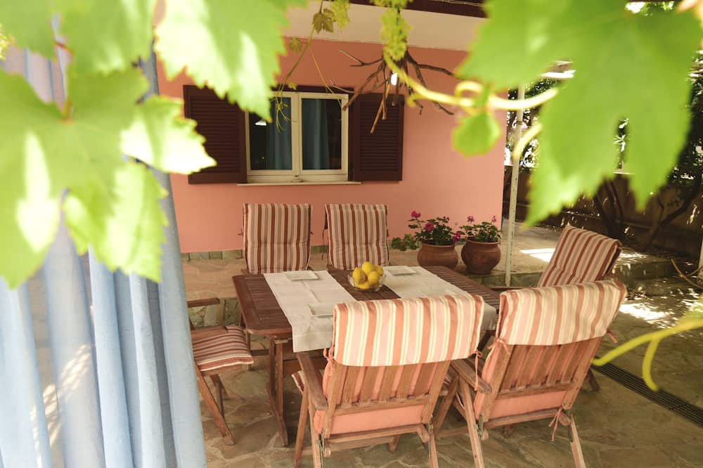 Photo of Patio Balcony in Evrostina