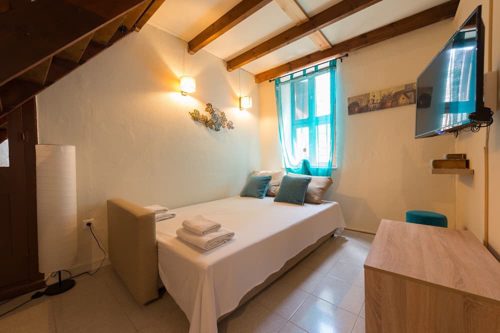 Photo of Bedroom in Rhodes Old Town