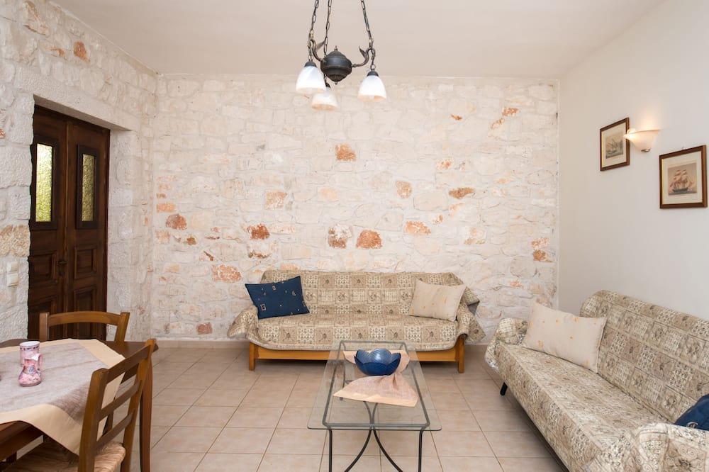 Photo of Livingroom in Porto Koukla