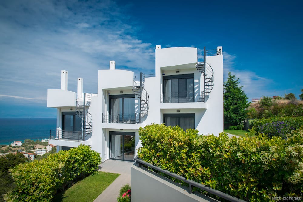 Photo of Outdoor in Melissi
