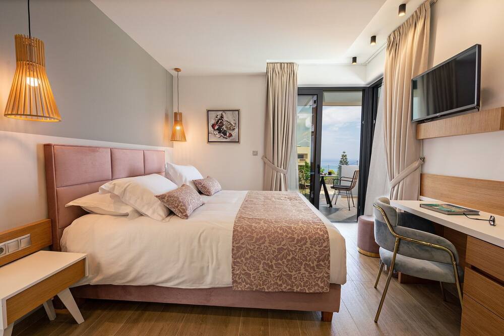 Photo of Bedroom in Adele