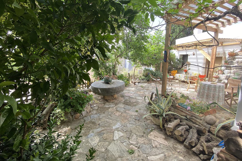 Photo of Outdoor in Minoa Pediada