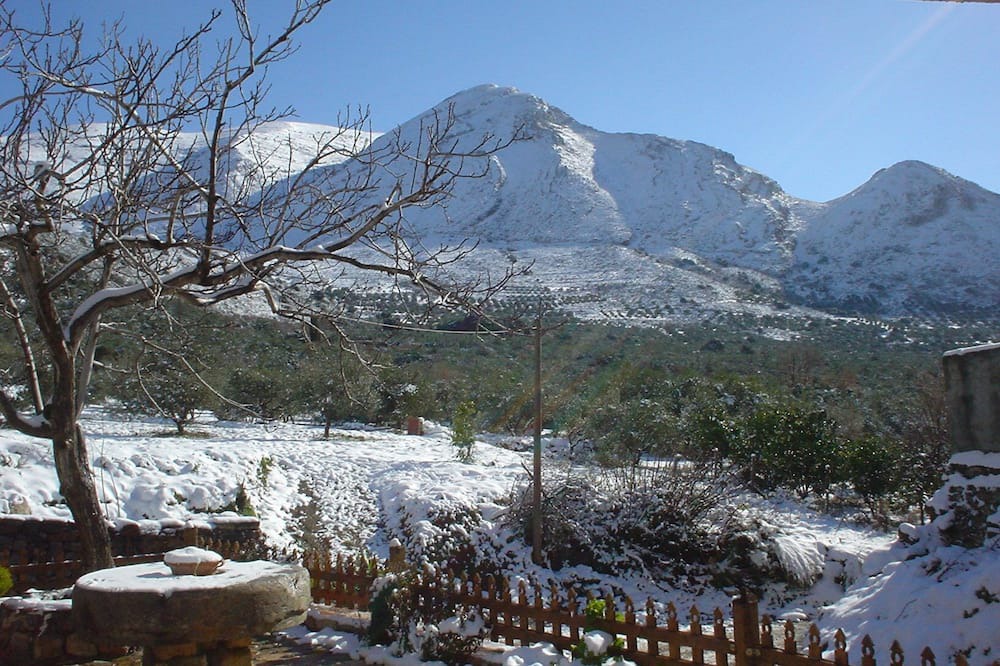 Photo of Outdoor in Minoa Pediada