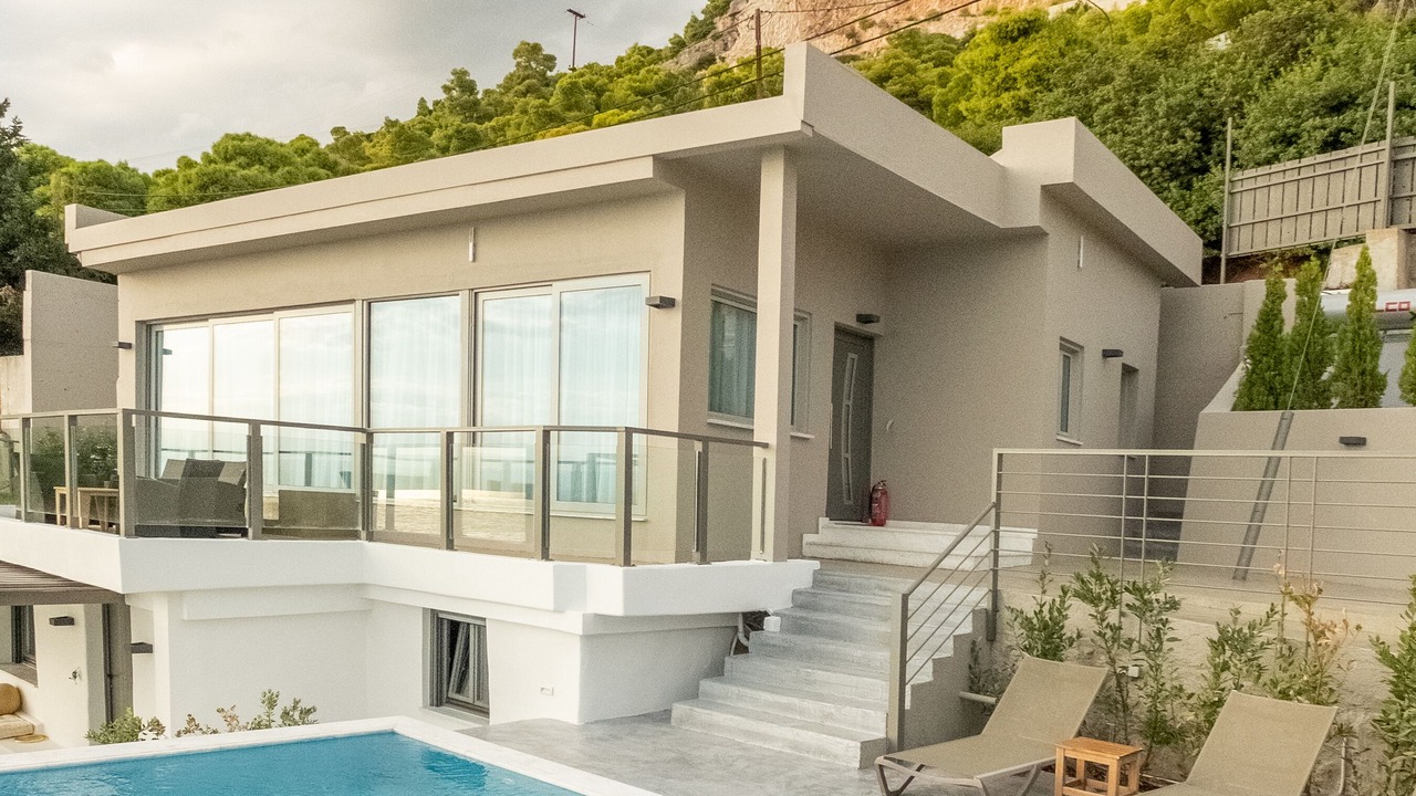 Photo of Others in Loutraki-Agioi Theodoroi