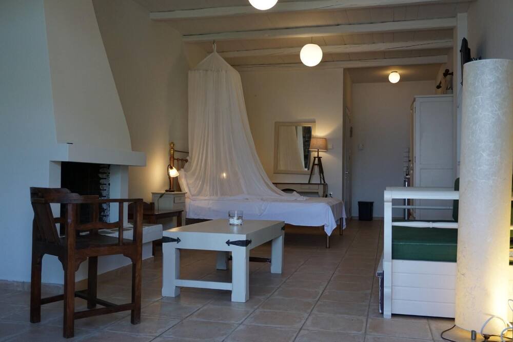 Photo of Bedroom in Papa Nero