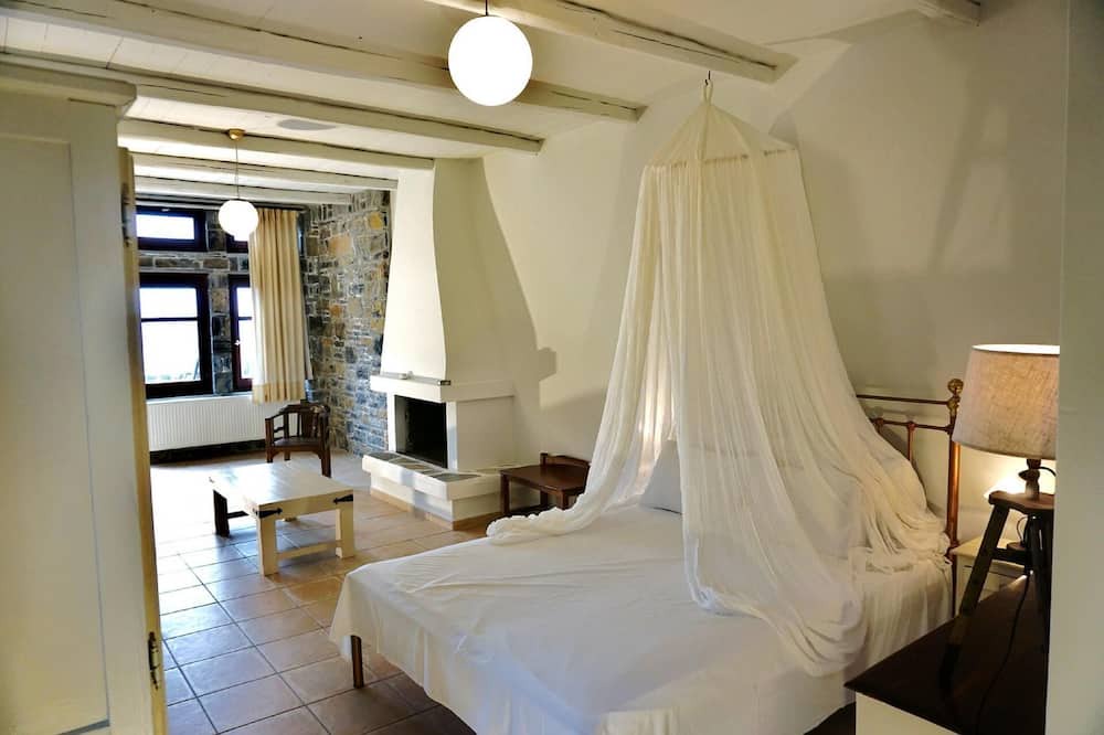 Photo of Bedroom in Papa Nero