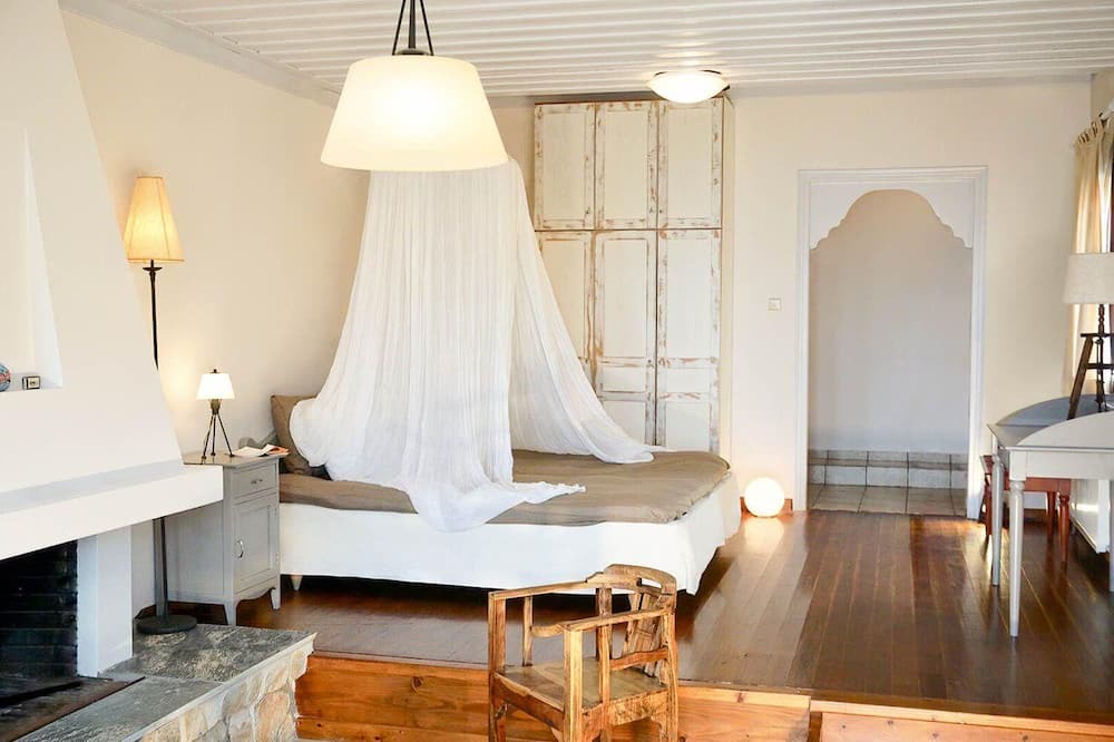 Photo of Bedroom in Papa Nero