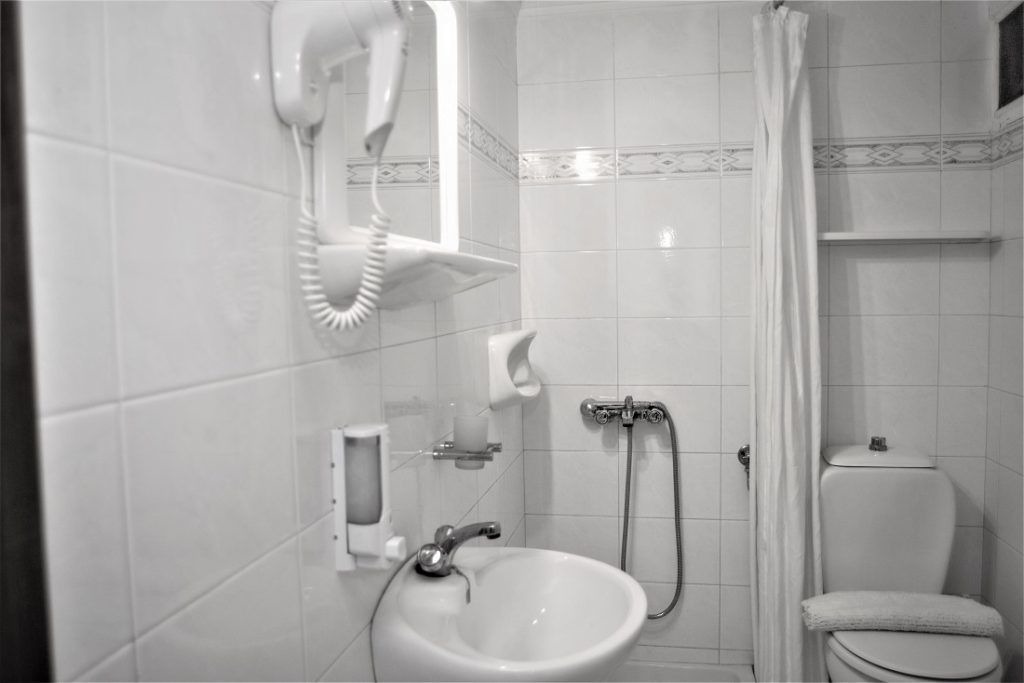 Photo of Bathroom in Episkopos