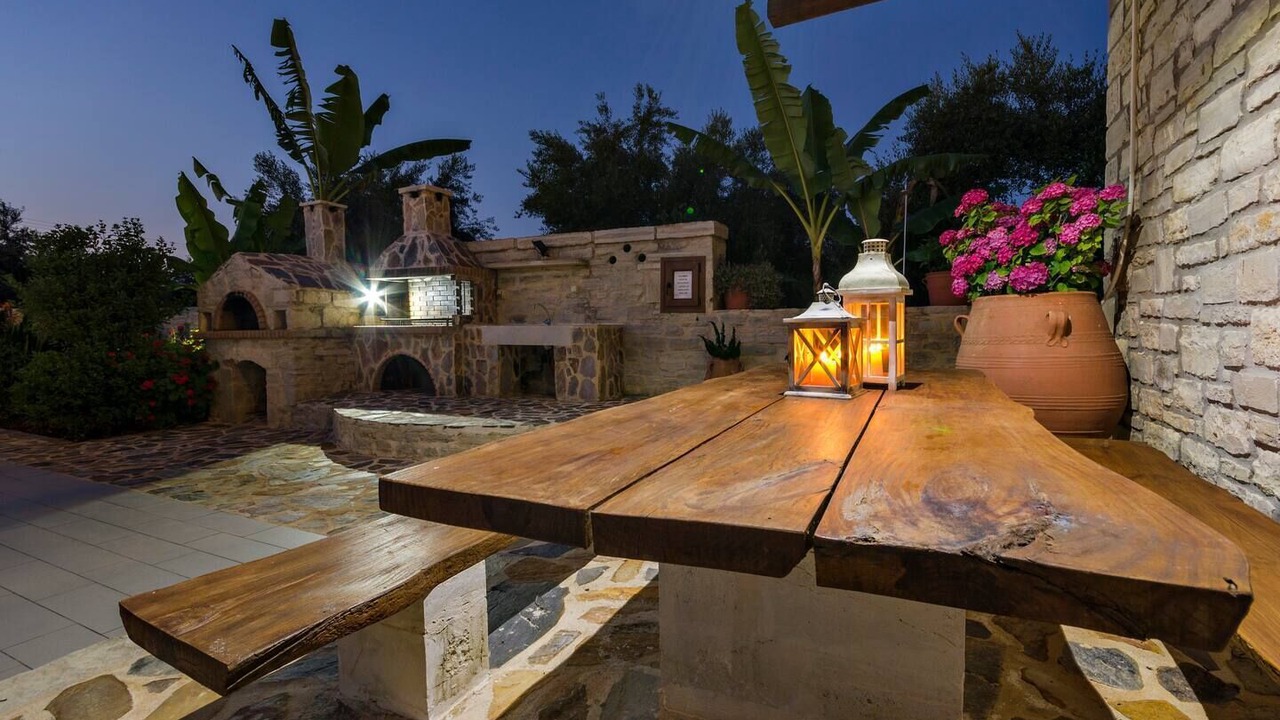 Photo of Outdoor in Margarites