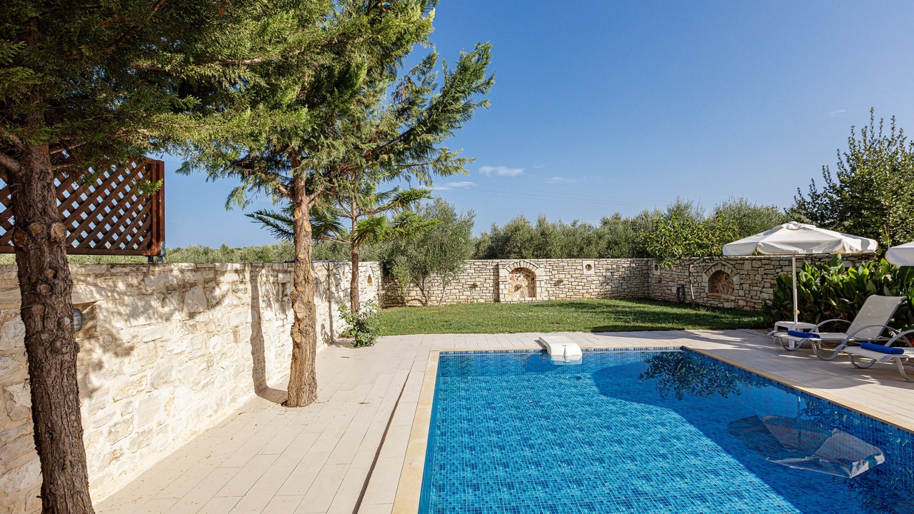 Photo of Outdoor in Margarites