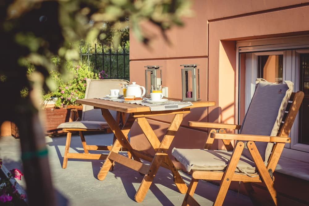 Photo of Patio Balcony in Ipsos