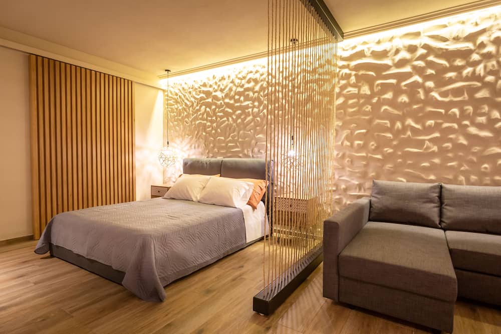 Photo of Bedroom in Ipsos