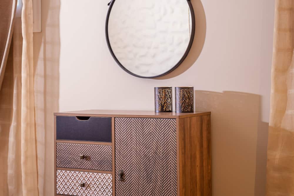 Photo of Bedroom in Ipsos