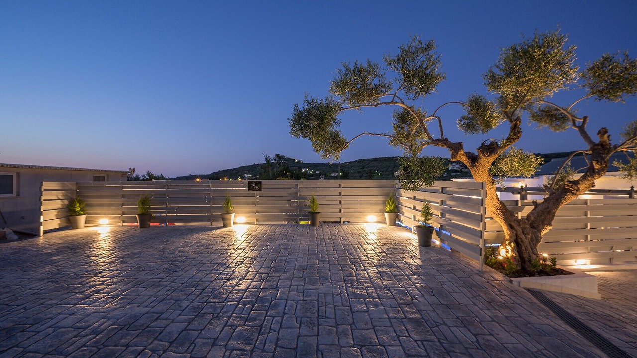 Photo of Outdoor in Sirili