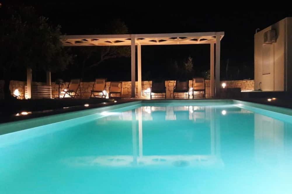 Photo of Outdoor in Plakalona