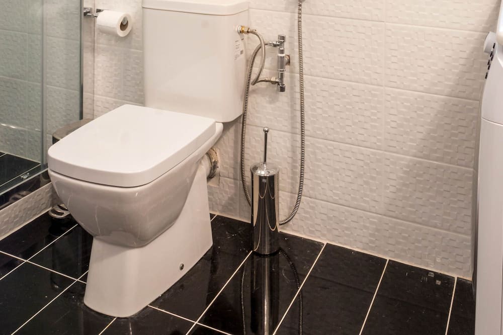 Photo of Bathroom in Plaka