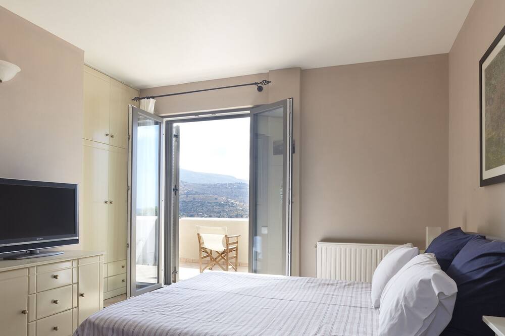 Photo of Bedroom in Koundouros