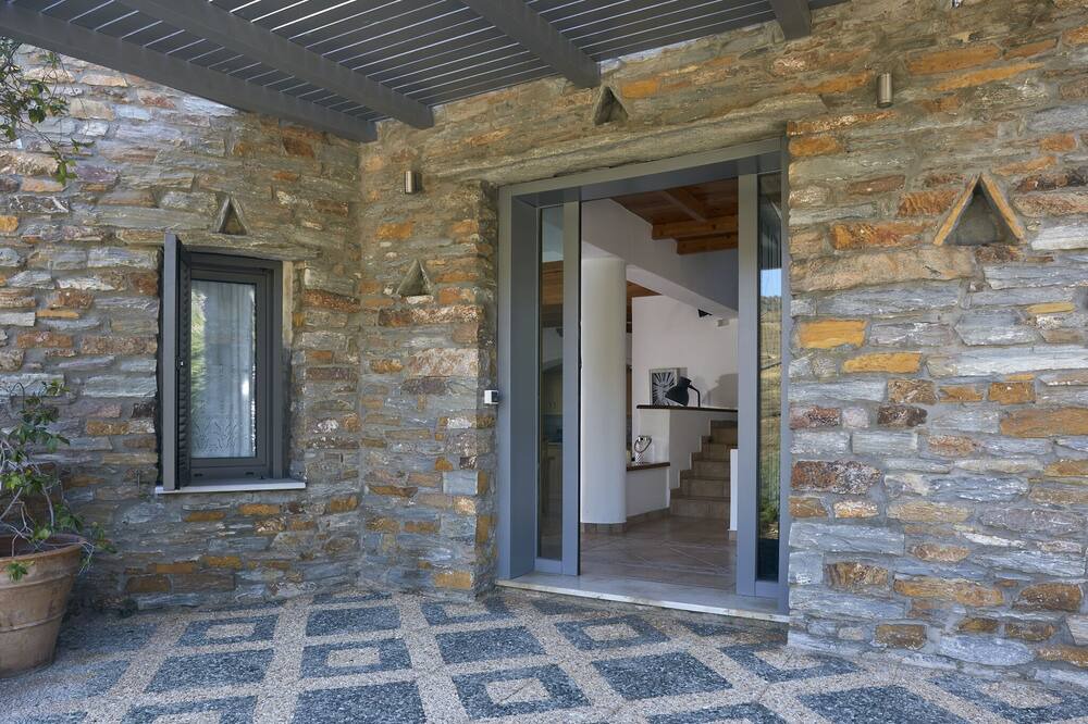 Photo of Outdoor in Koundouros