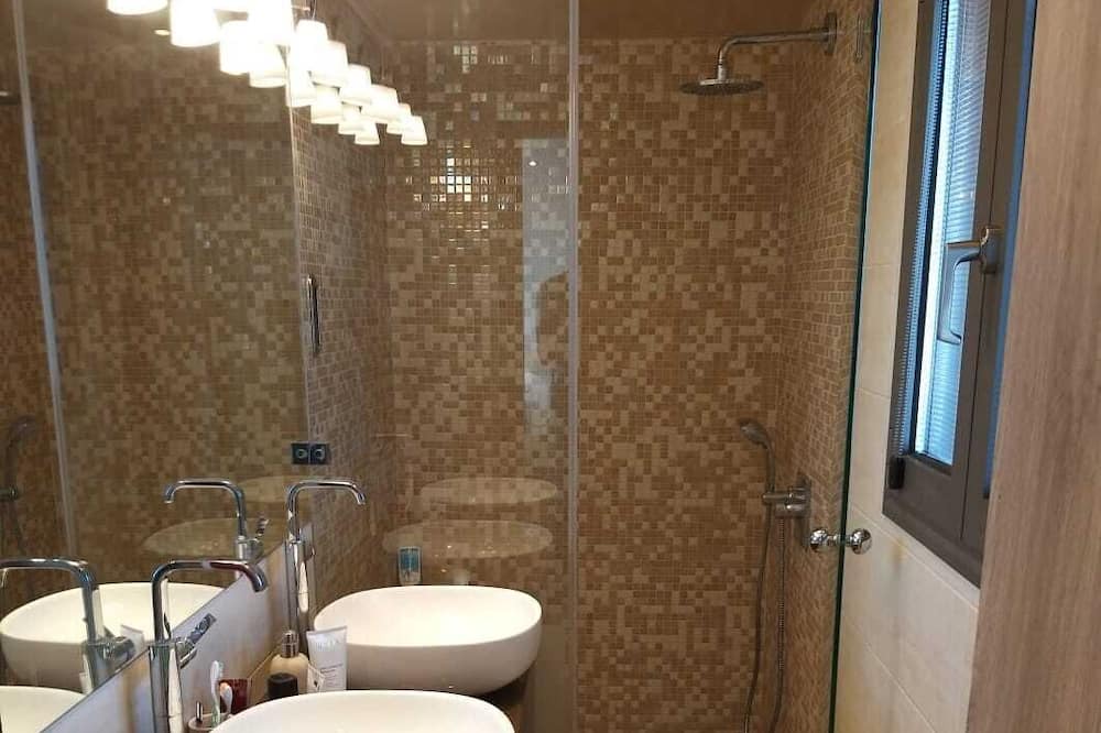 Photo of Bathroom in Nea Makri