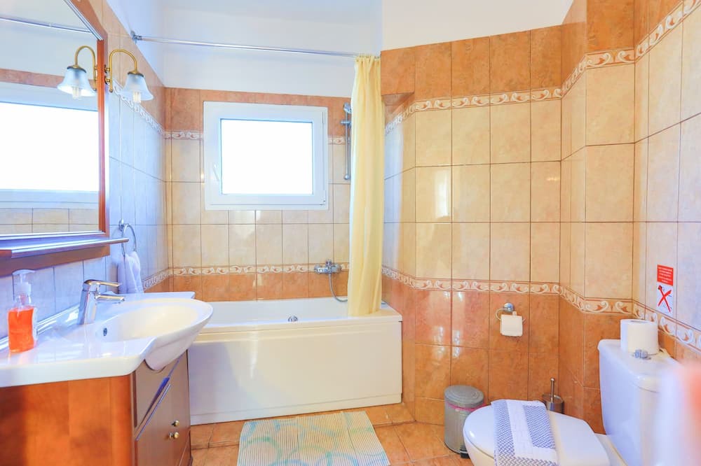 Photo of Bathroom in Dassia