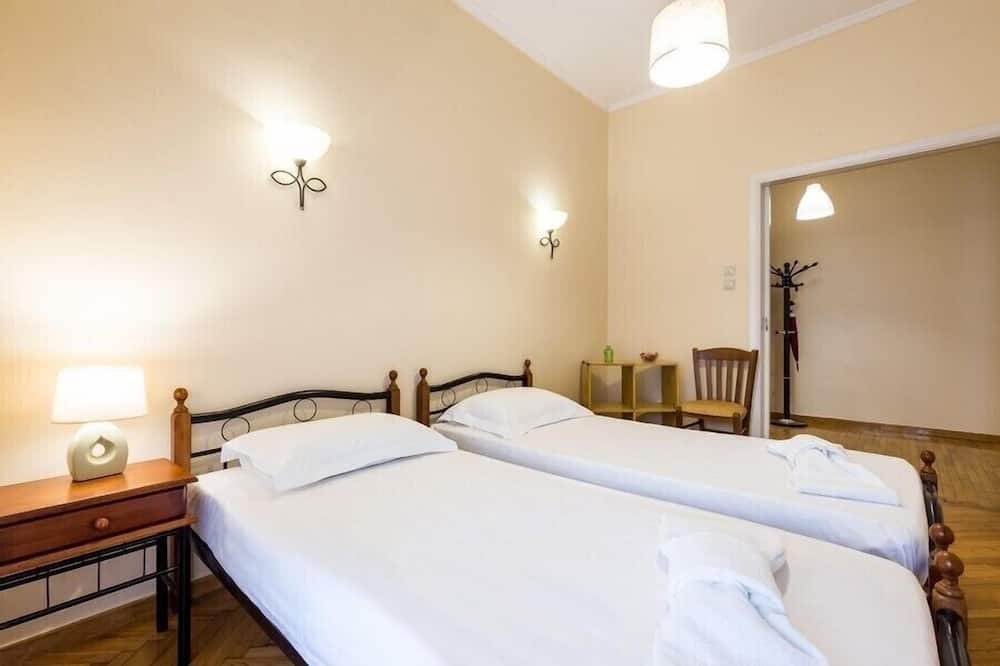 Photo of Bedroom in Platia Viktorias