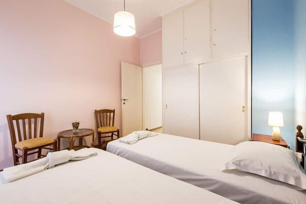 Photo of Bedroom in Platia Viktorias