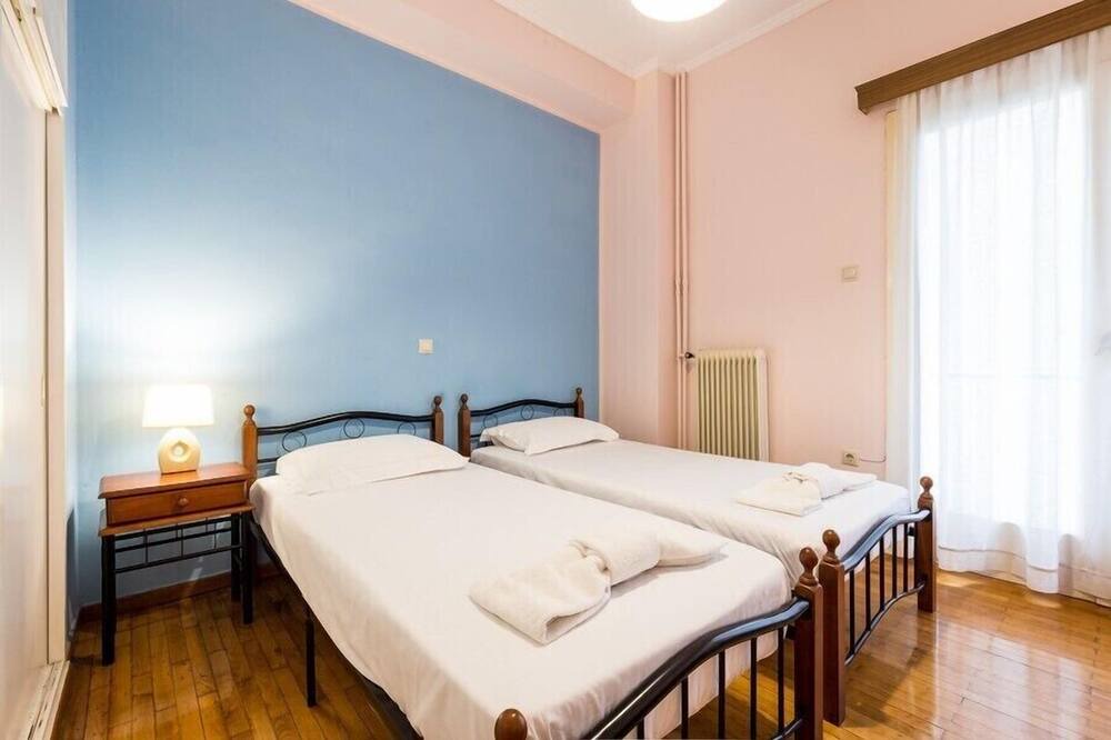 Photo of Bedroom in Platia Viktorias
