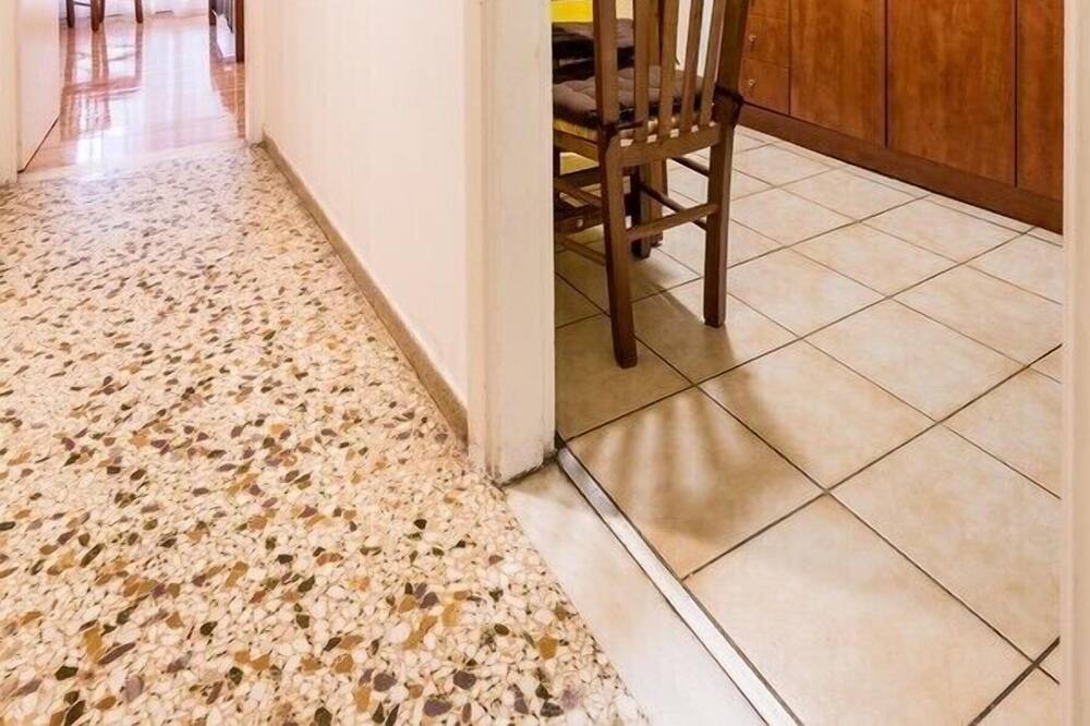 Photo of Kitchen in Platia Viktorias