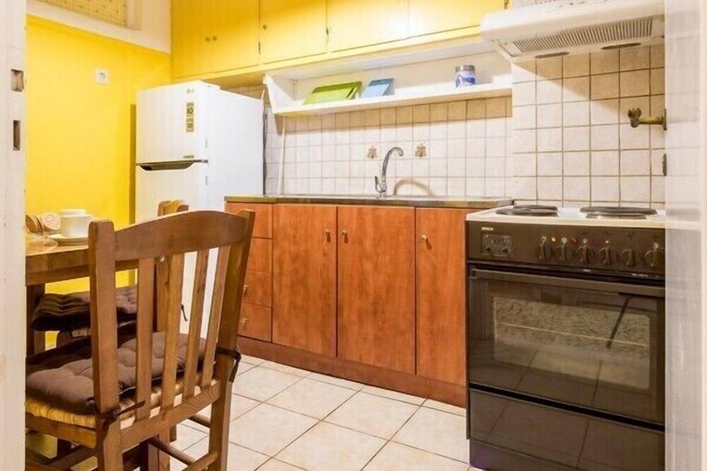 Photo of Kitchen in Platia Viktorias