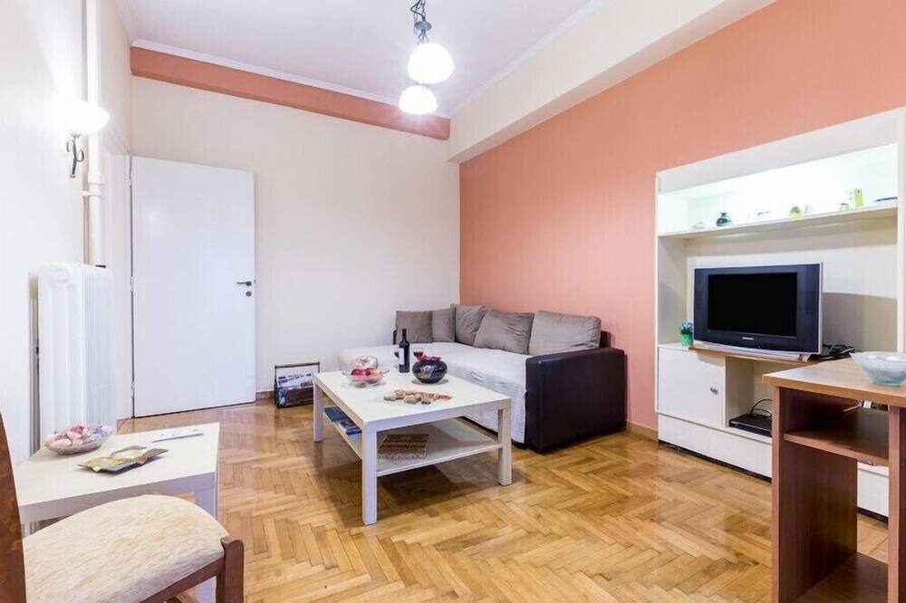 Photo of Livingroom in Platia Viktorias