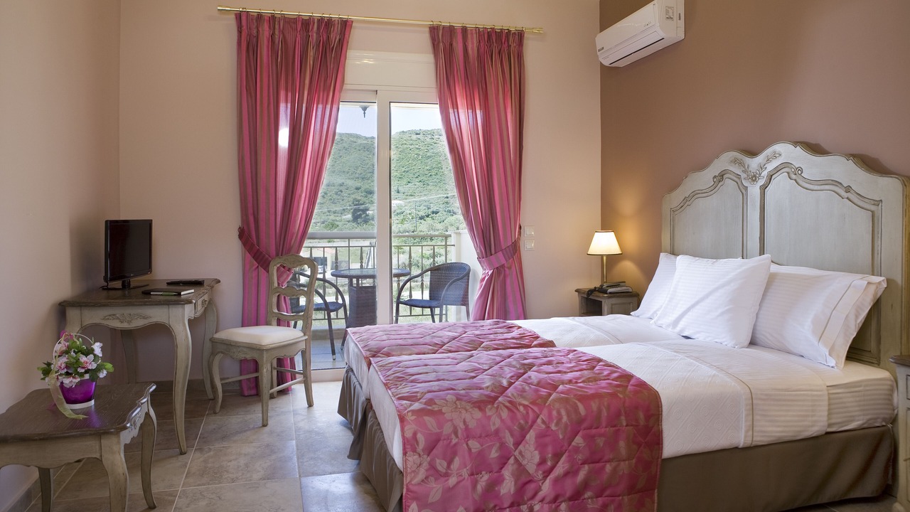 Photo of Bedroom in Kateleios
