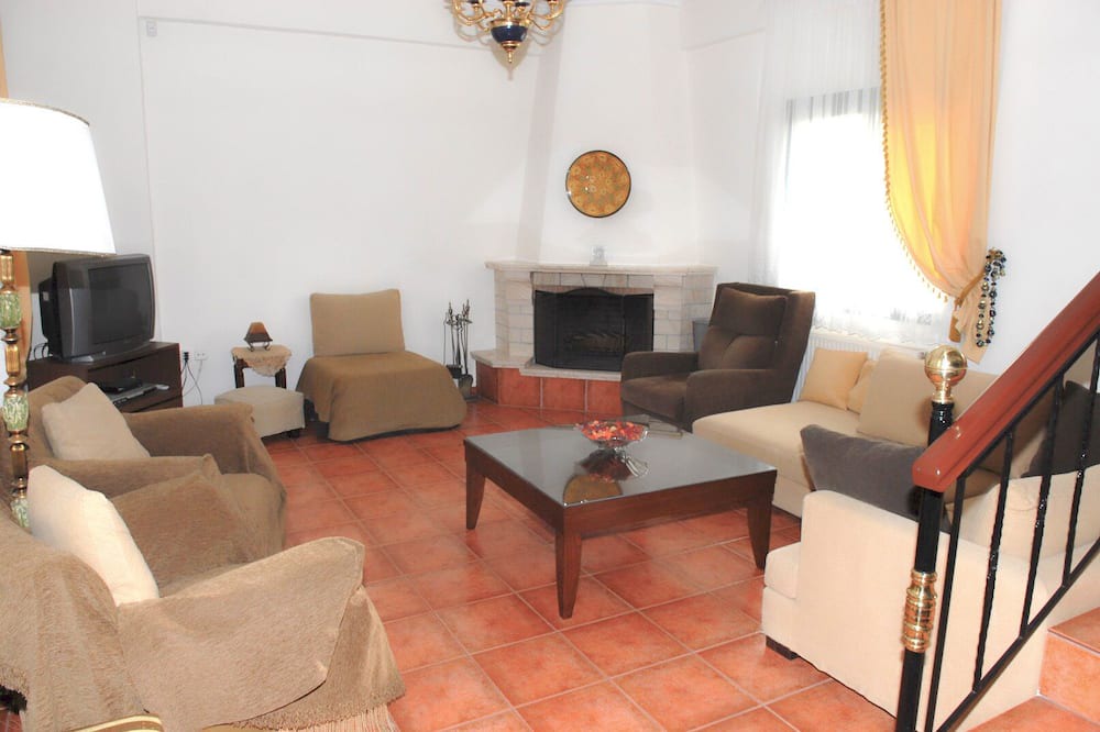 Photo of Livingroom in Zilefti