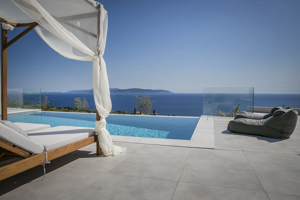 Photo of Patio Balcony in Plateies