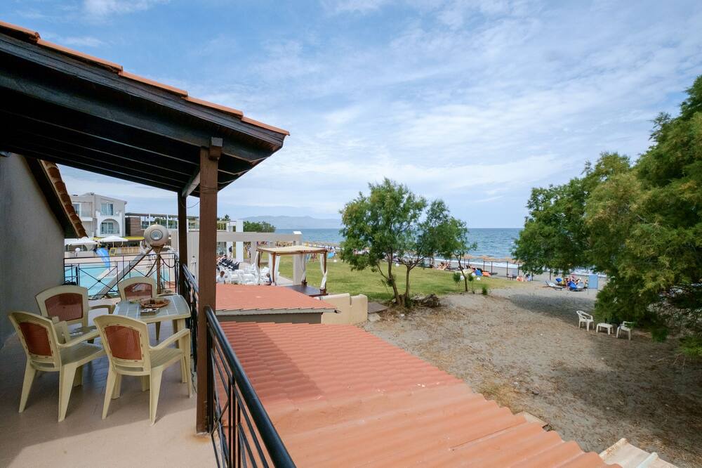 Photo of Patio Balcony in Platanias Town
