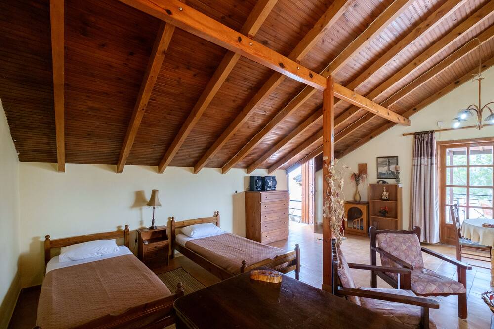 Photo of Bedroom in Platanias Town