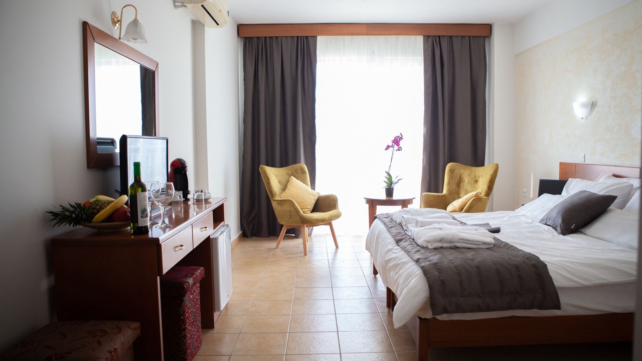 Photo of Bedroom in Thermi