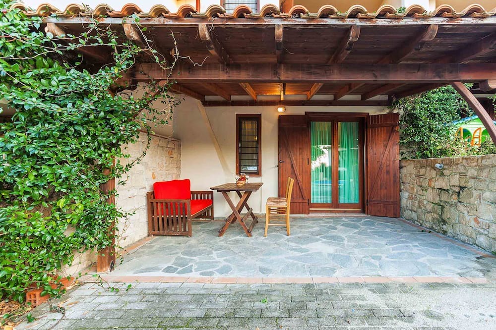 Photo of Patio Balcony in Keratsini-Drapetsona