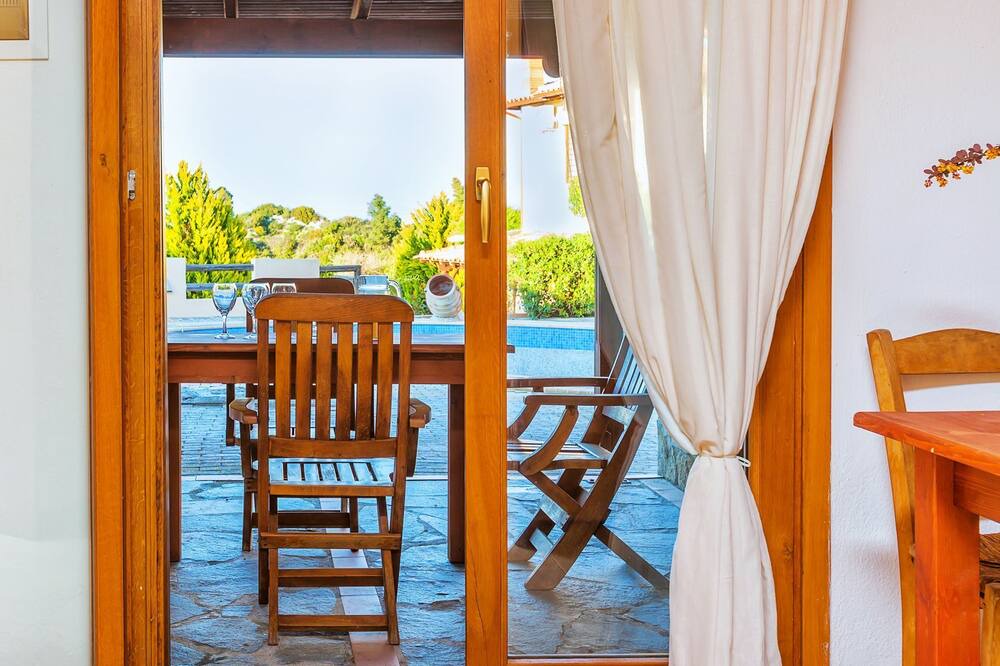 Photo of Patio Balcony in Keratsini-Drapetsona