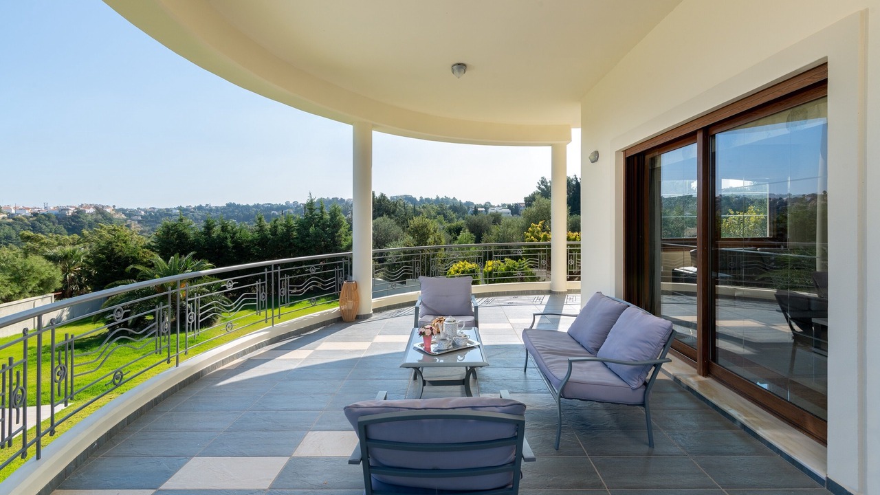 Photo of Patio Balcony in Asgourou