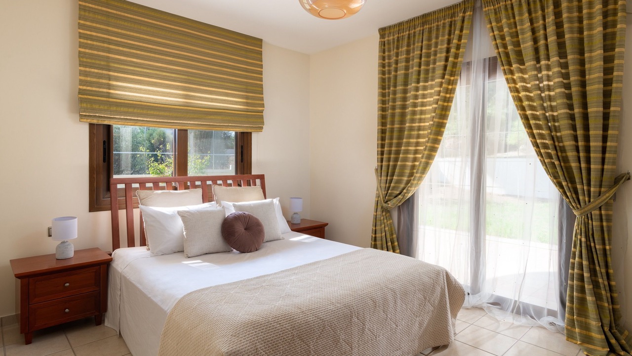 Photo of Bedroom in Asgourou