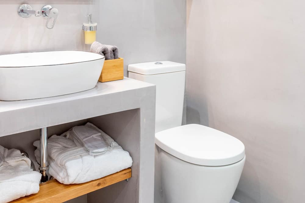 Photo of Bathroom in Plaka
