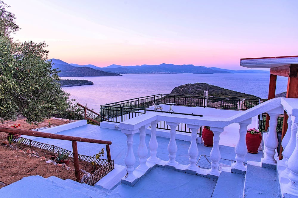 Photo of Patio Balcony in Istron