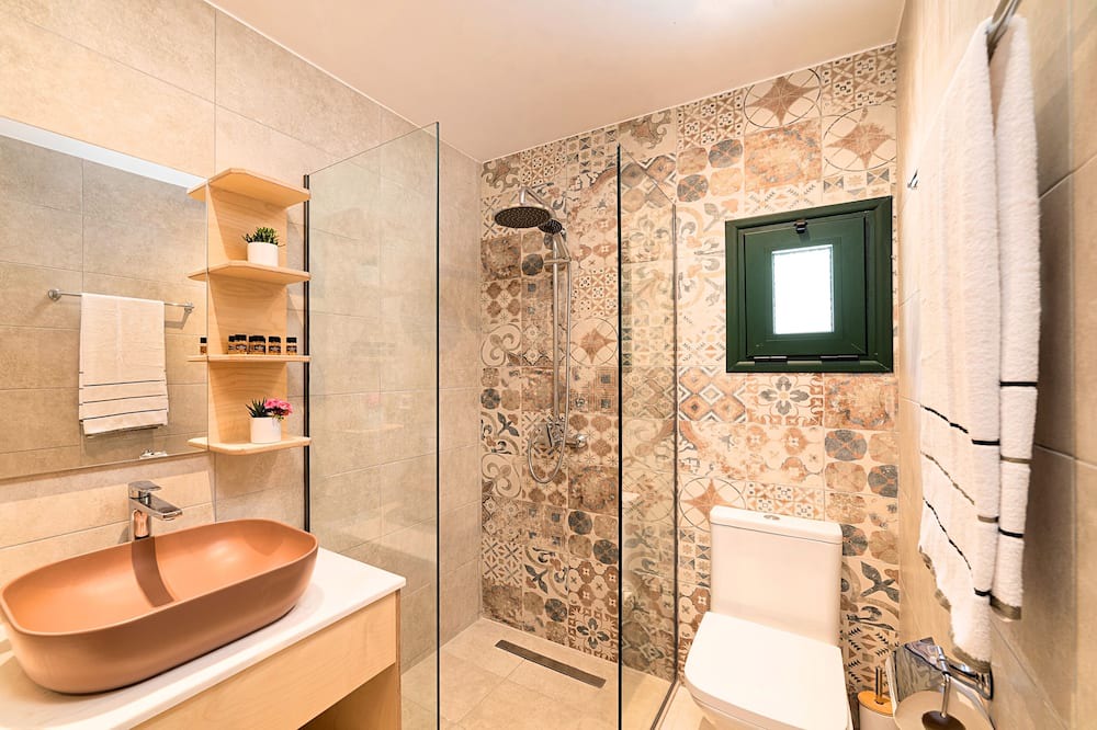 Photo of Bathroom in Istron